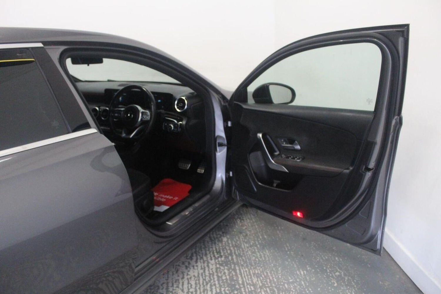 Used Mercedes-Benz A-Class 2018 for sale - 77937914: Photo 23