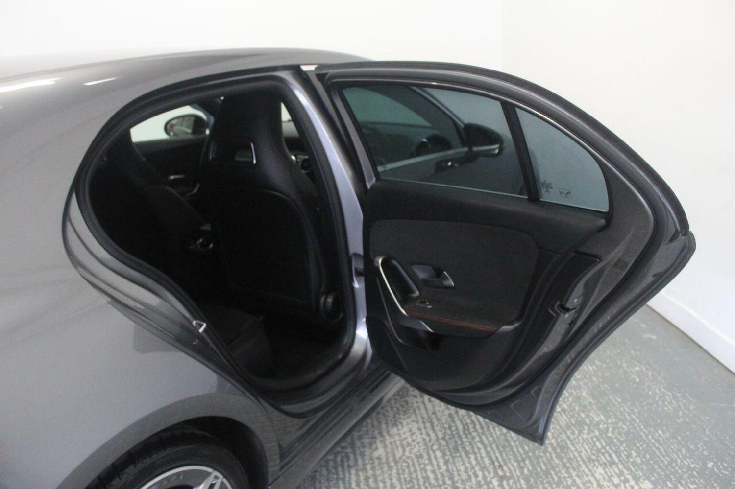 Used Mercedes-Benz A-Class 2018 for sale - 77937914: Photo 24