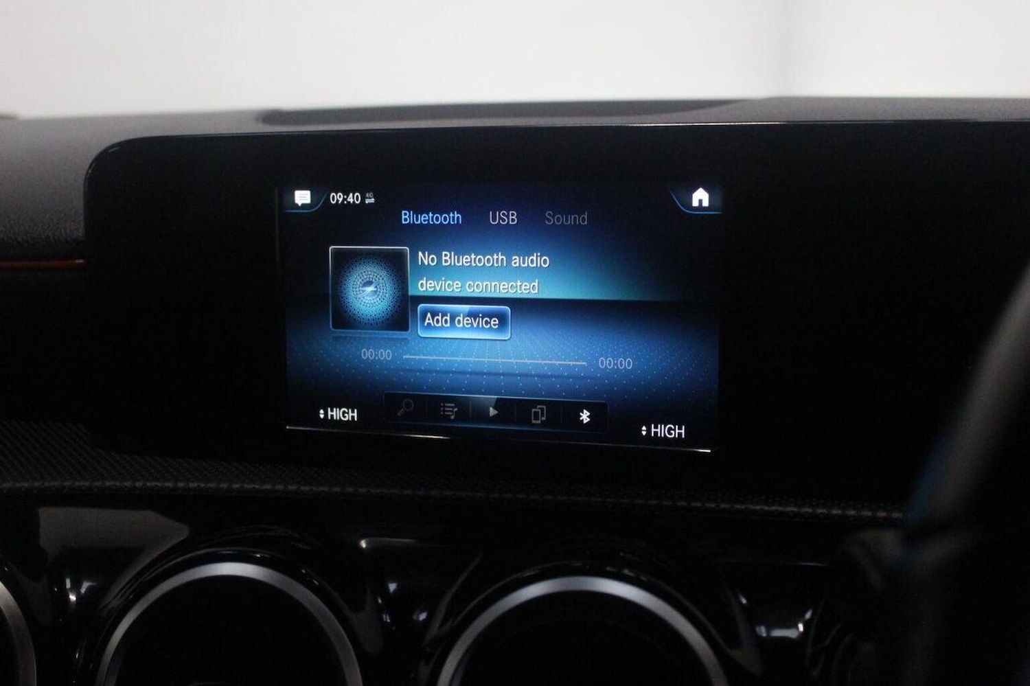 Used Mercedes-Benz A-Class 2018 for sale - 77937914: Photo 35