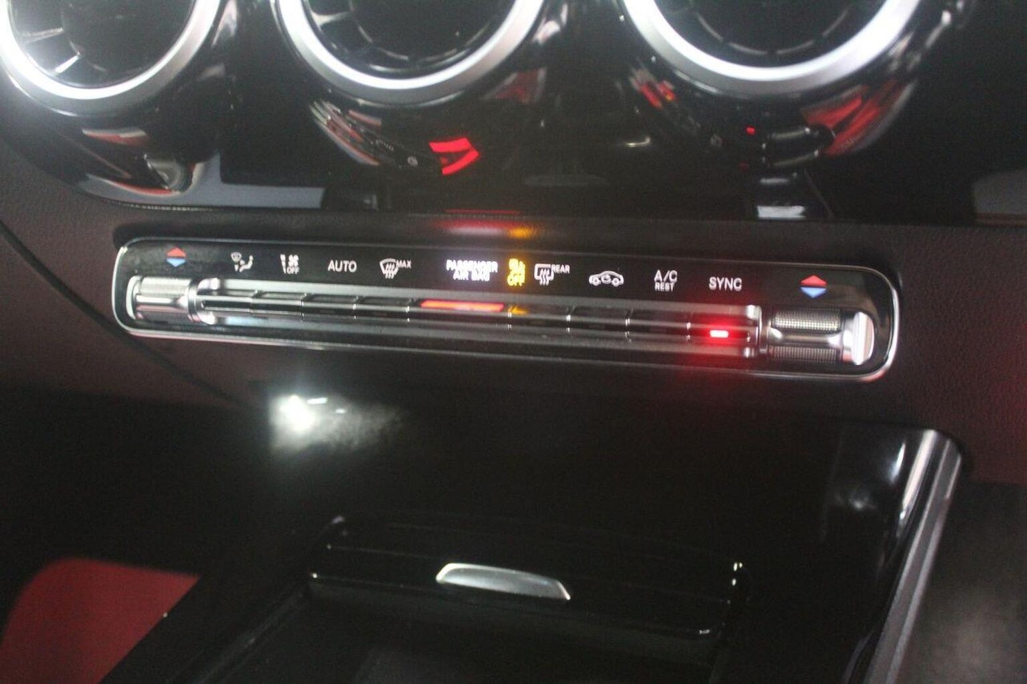 Used Mercedes-Benz A-Class 2018 for sale - 77937914: Photo 42