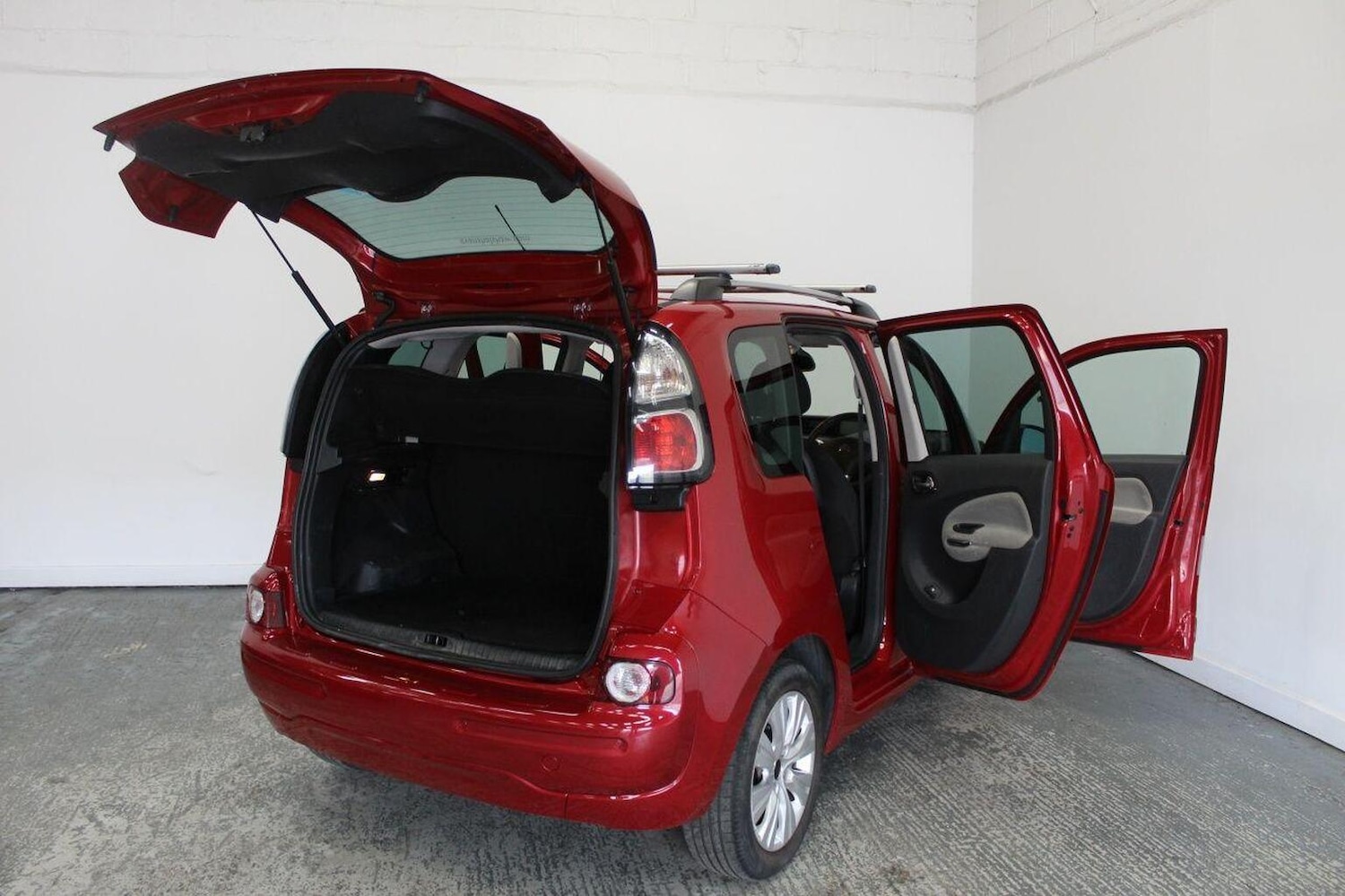 Used Citroen C3 Picasso 2014 for sale - 77162207: Photo 21