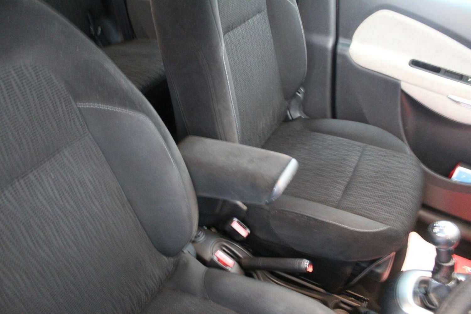 Used Citroen C3 Picasso 2014 for sale - 77162207: Photo 39