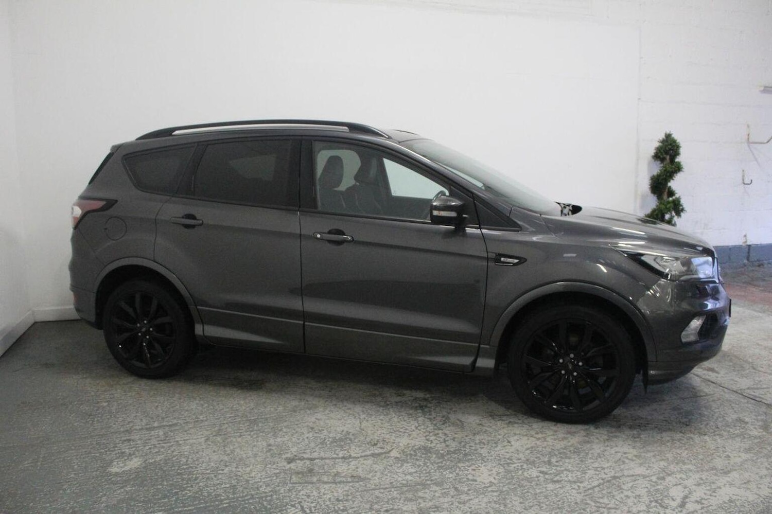 Used Ford Kuga 2017 for sale - 77792775: Photo 4