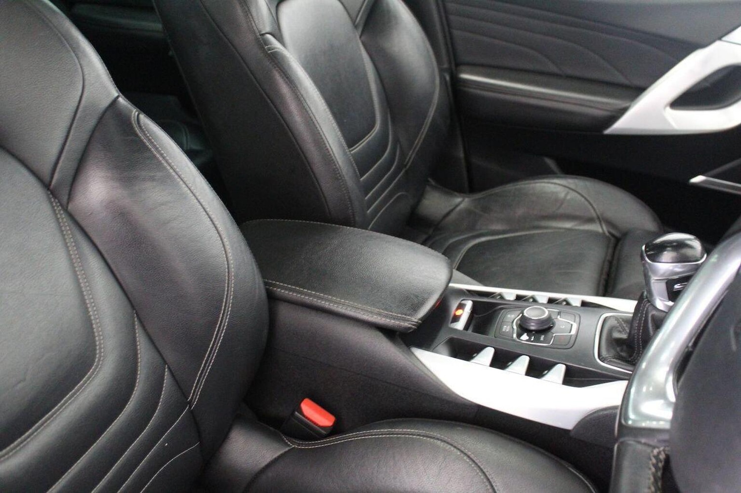 Used Citroen DS5 2013 for sale - 77937818: Photo 45