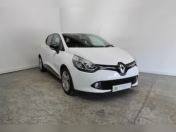 Used Renault Clio 2016 for sale - 79104975: Photo