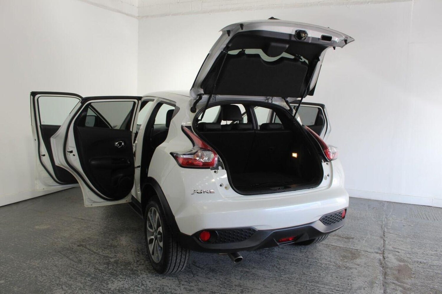 Used Nissan Juke 2015 for sale - 77464825: Photo 17