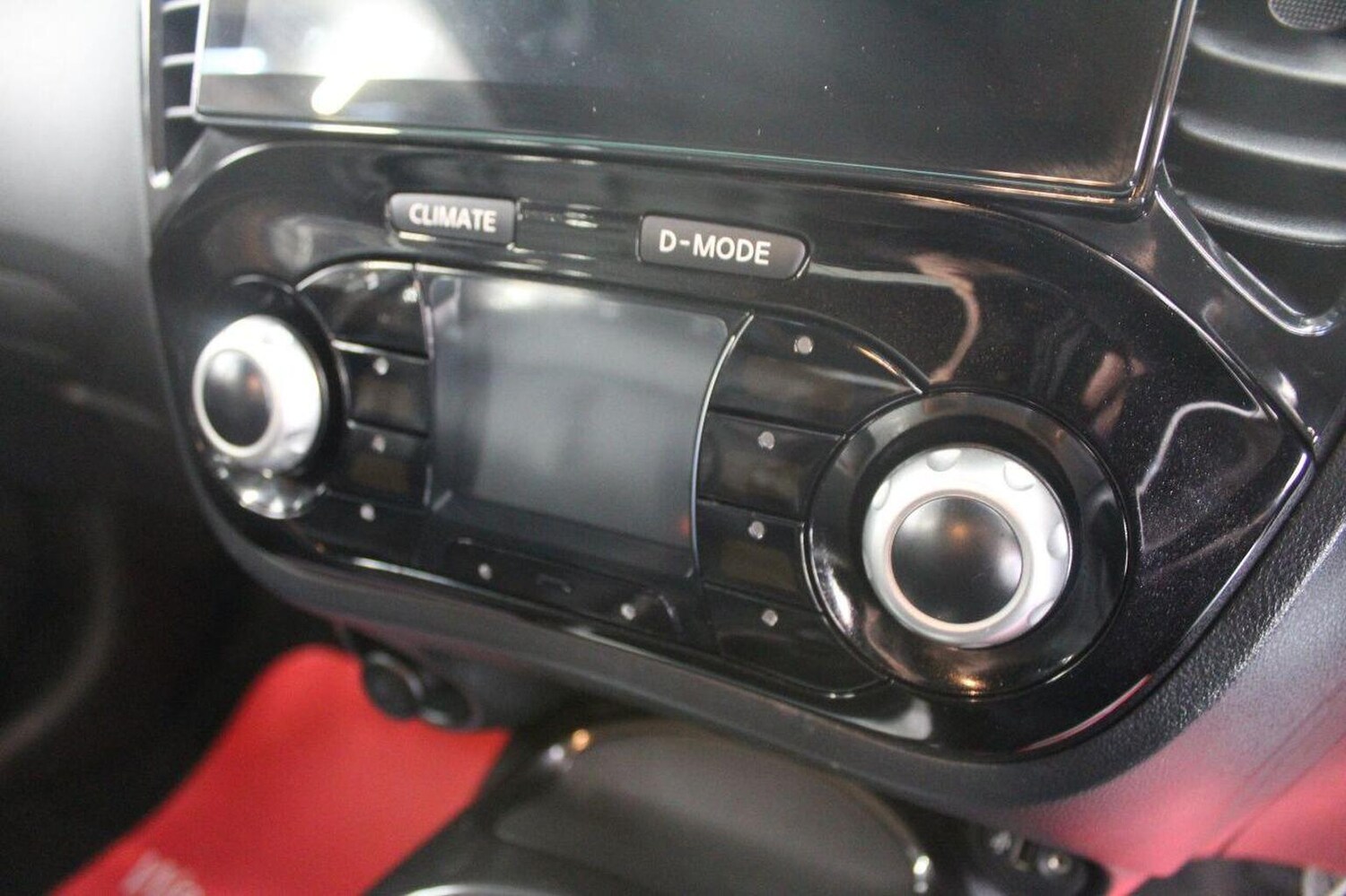 Used Nissan Juke 2015 for sale - 77464825: Photo 39