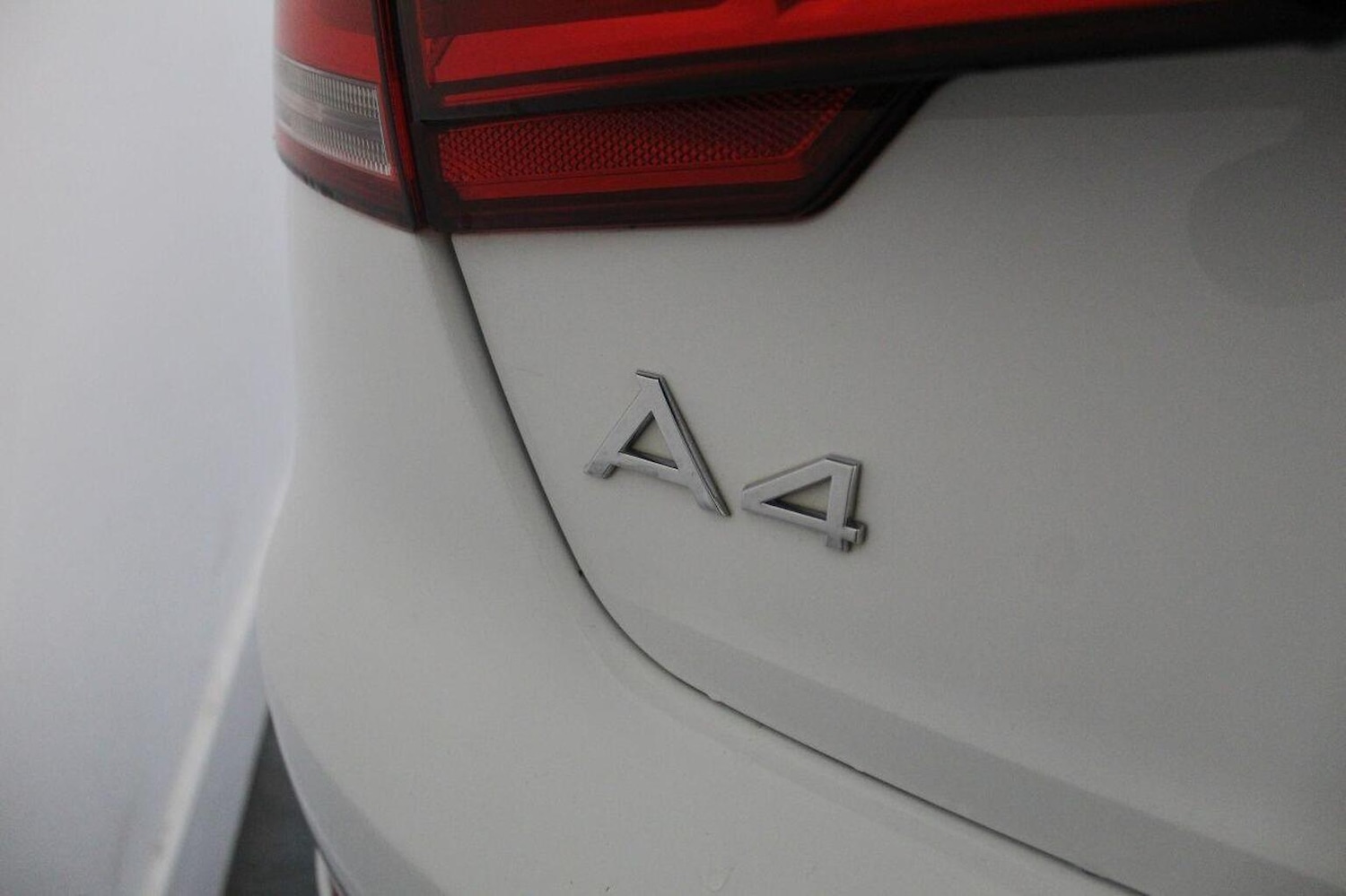 Used Audi A4 2016 for sale - 77314045: Photo 17