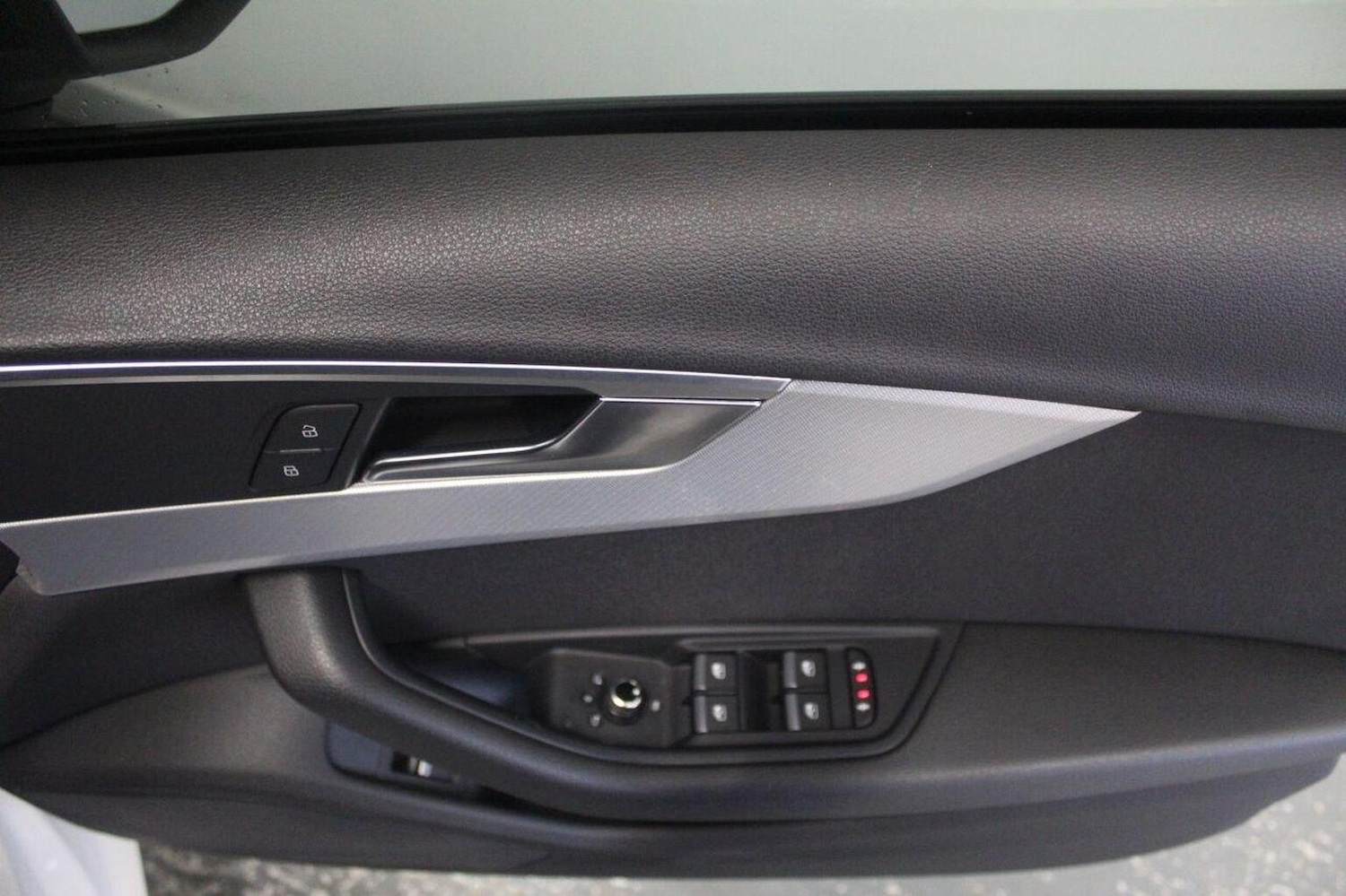 Used Audi A4 2016 for sale - 77314045: Photo 48