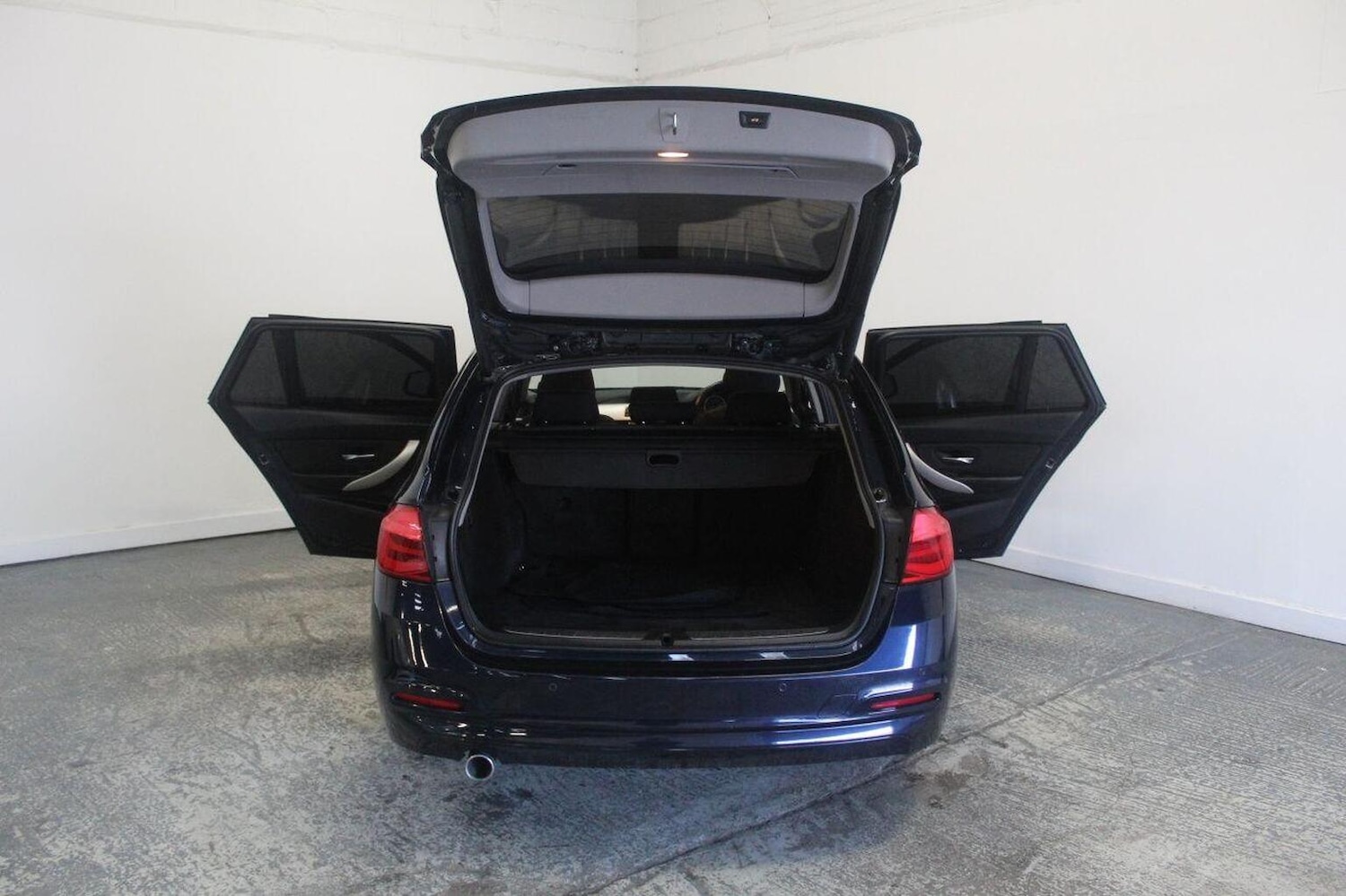 Used BMW 3 Series 2017 for sale - 77937828: Photo 21