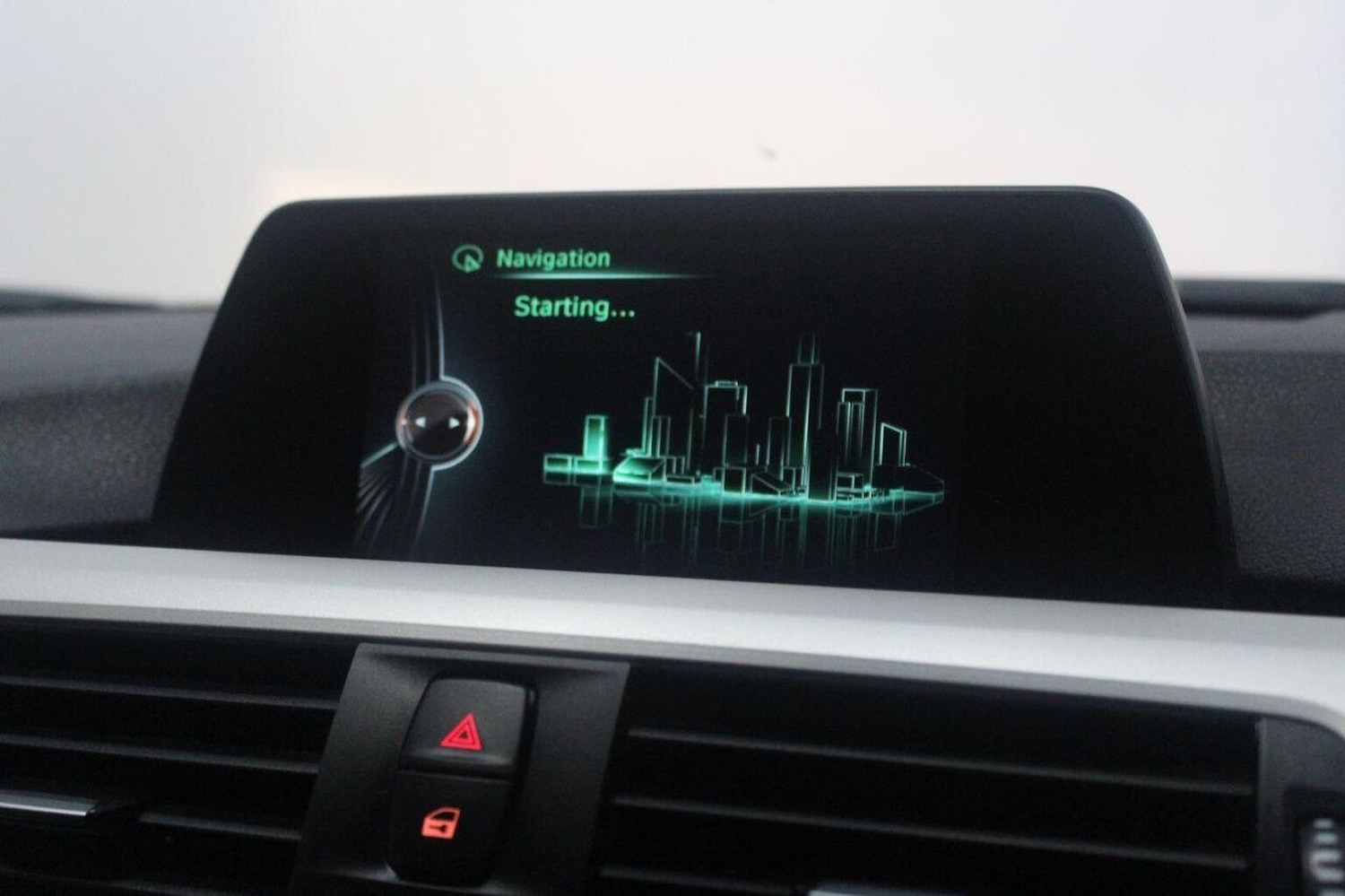 Used BMW 3 Series 2017 for sale - 77937828: Photo 32