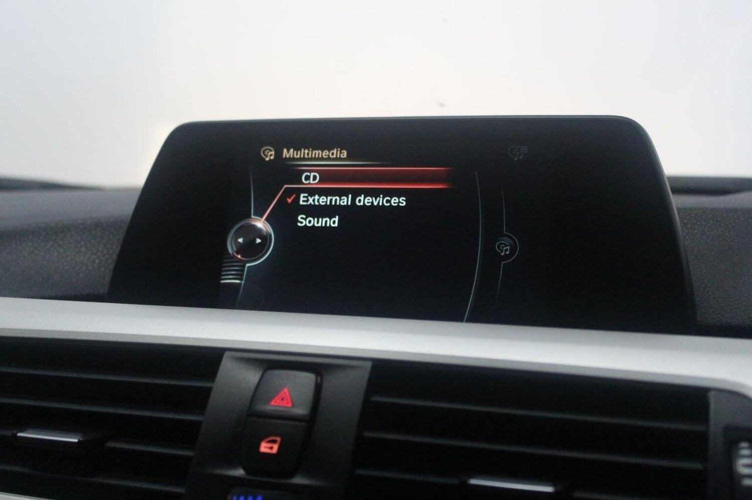 Used BMW 3 Series 2017 for sale - 77937828: Photo 37