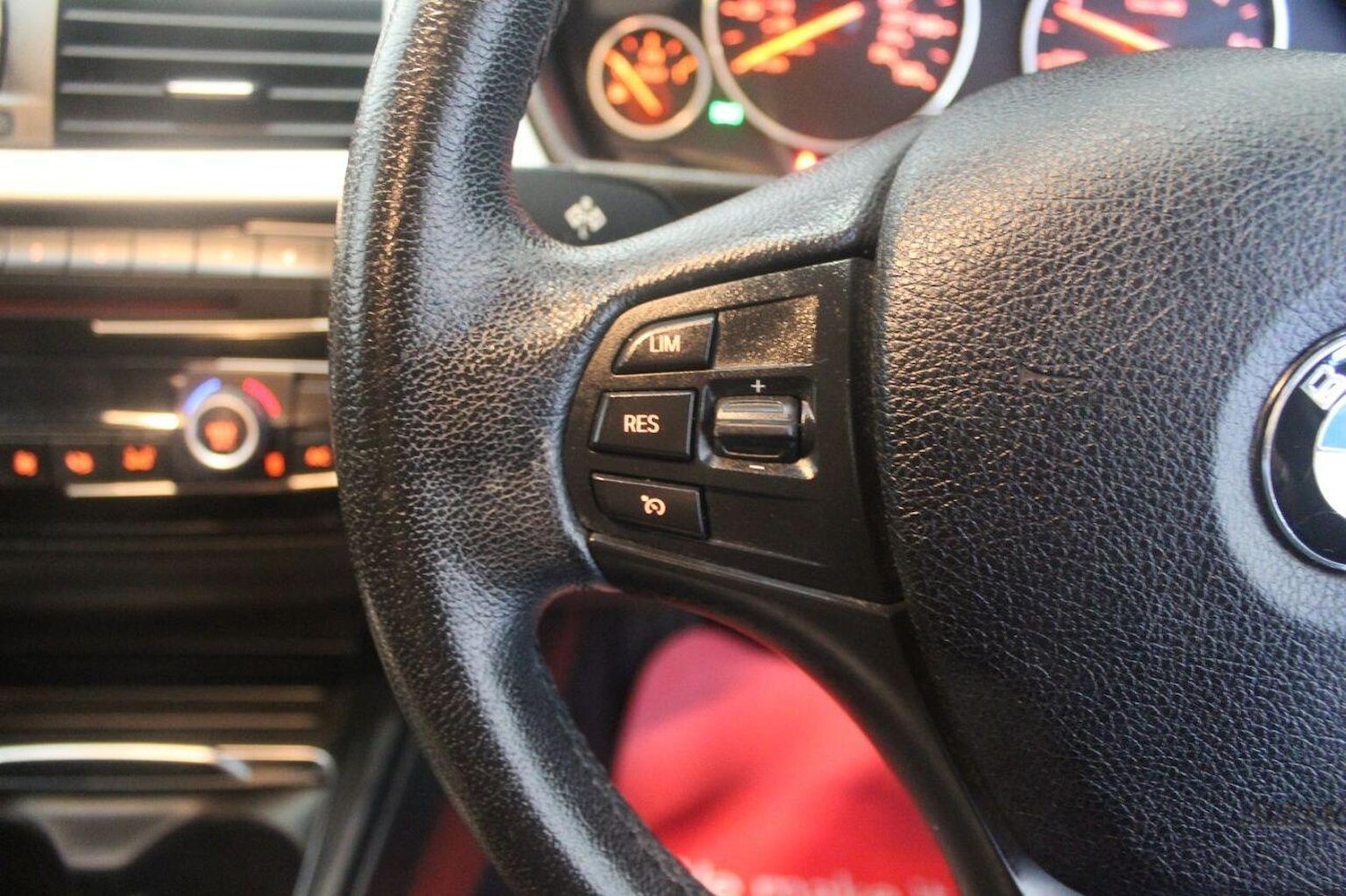 Used BMW 3 Series 2017 for sale - 77937828: Photo 44