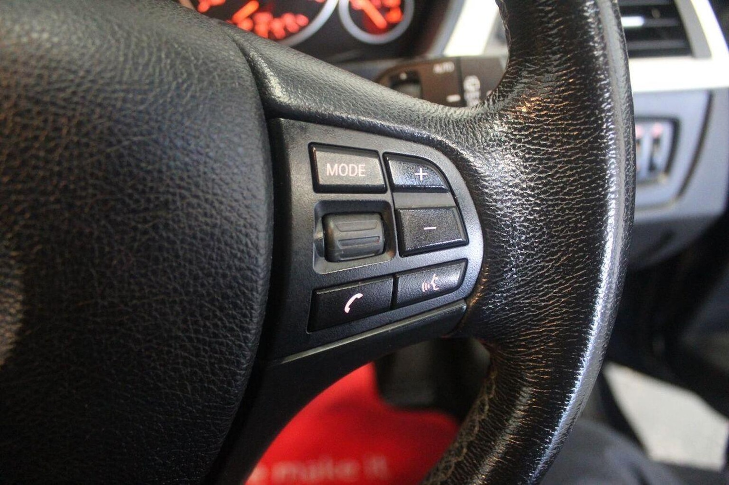 Used BMW 3 Series 2017 for sale - 77937828: Photo 45