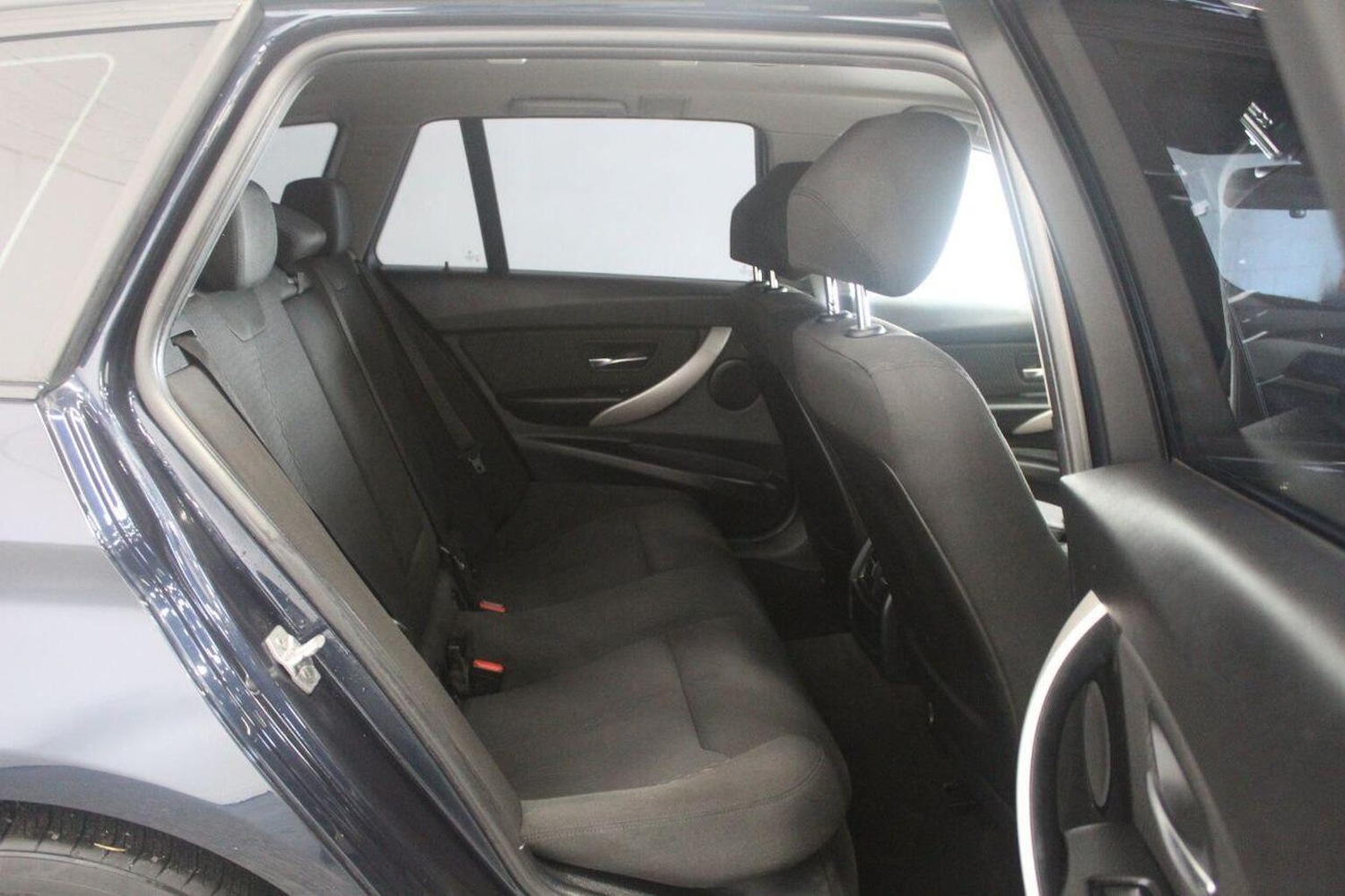 Used BMW 3 Series 2017 for sale - 77937828: Photo 51