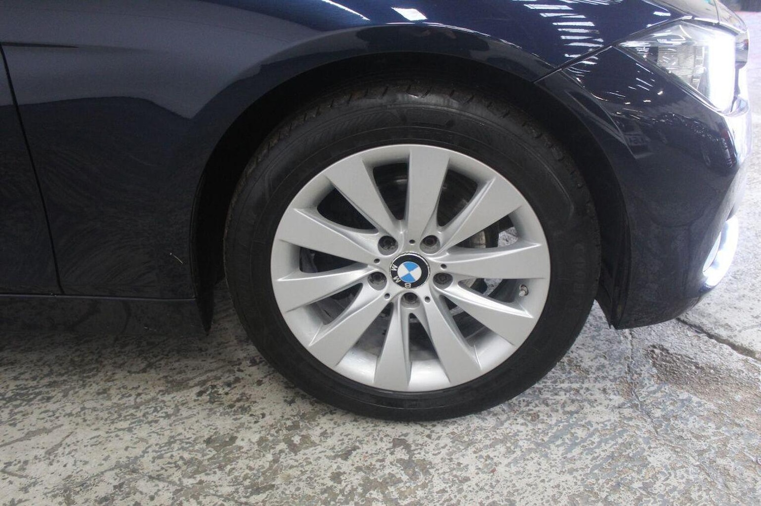 Used BMW 3 Series 2017 for sale - 77937828: Photo 54