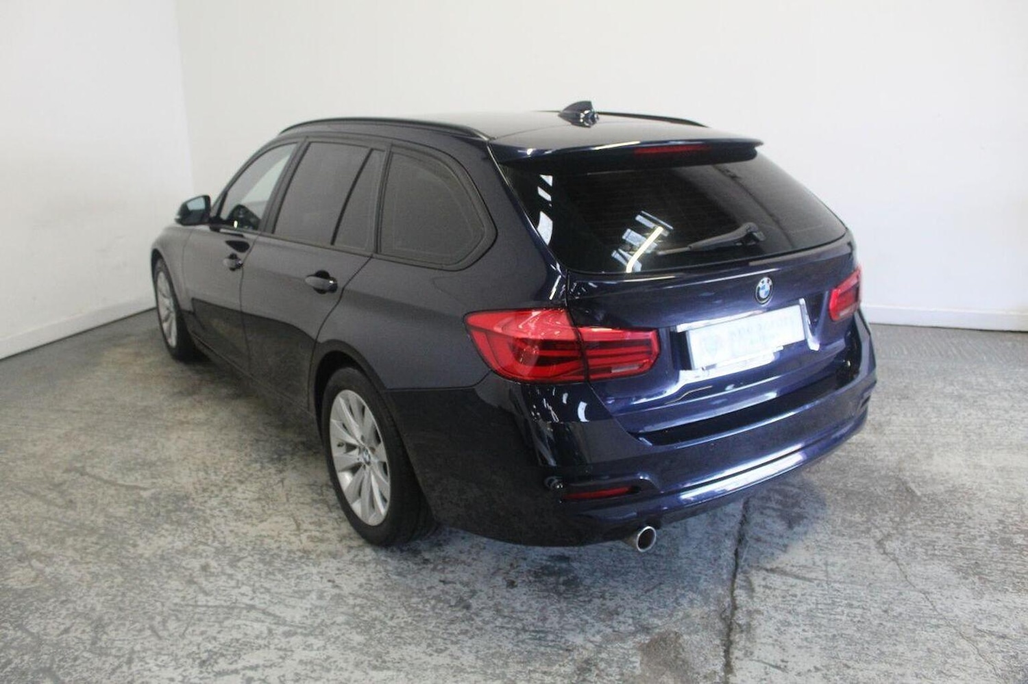 Used BMW 3 Series 2017 for sale - 77937828: Photo 7
