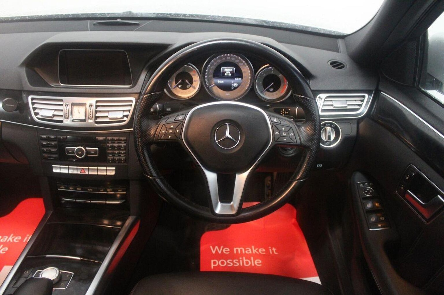 Used Mercedes-Benz E Class 2013 for sale - 77937844: Photo 44