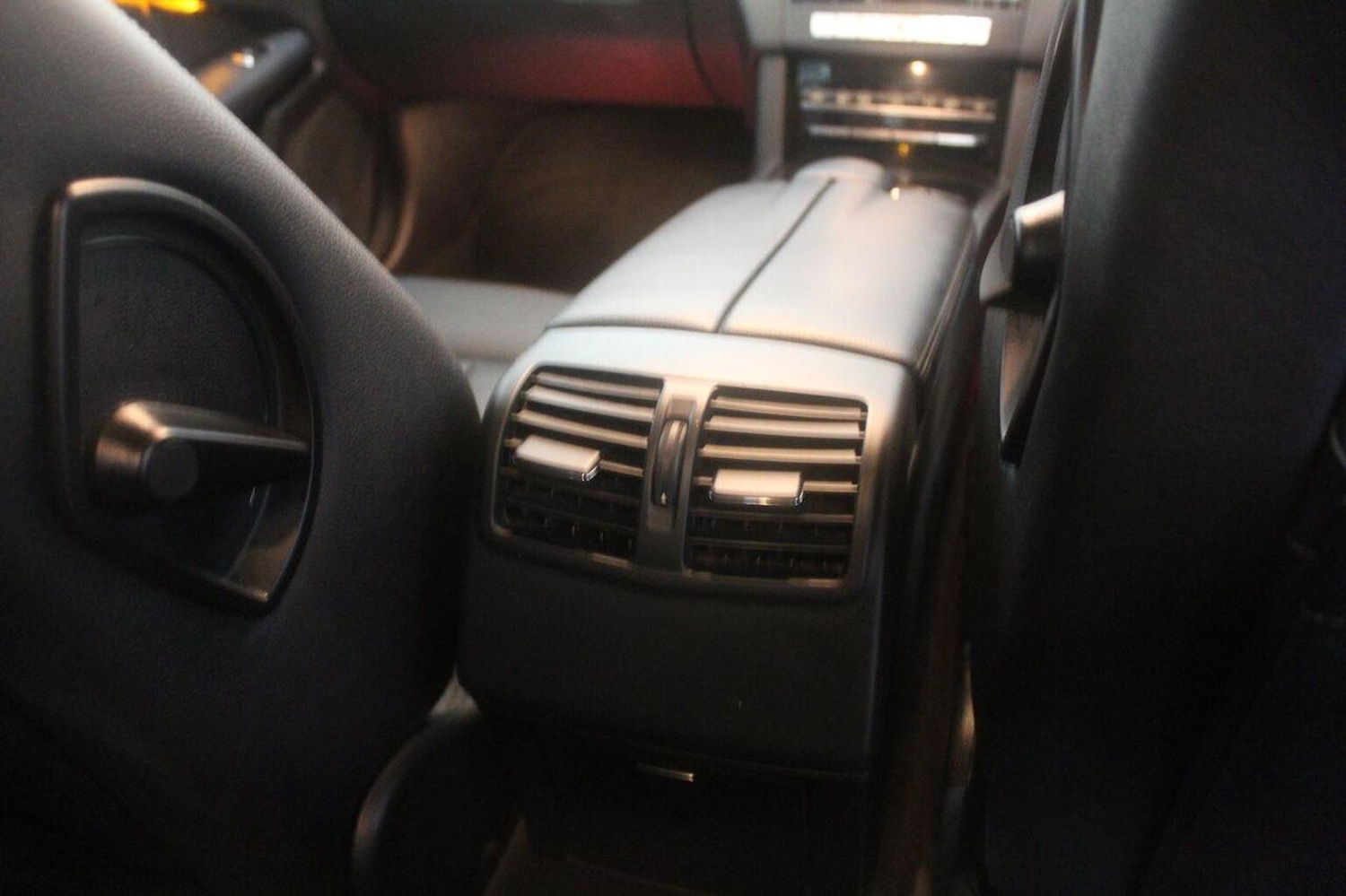 Used Mercedes-Benz E Class 2013 for sale - 77937844: Photo 48