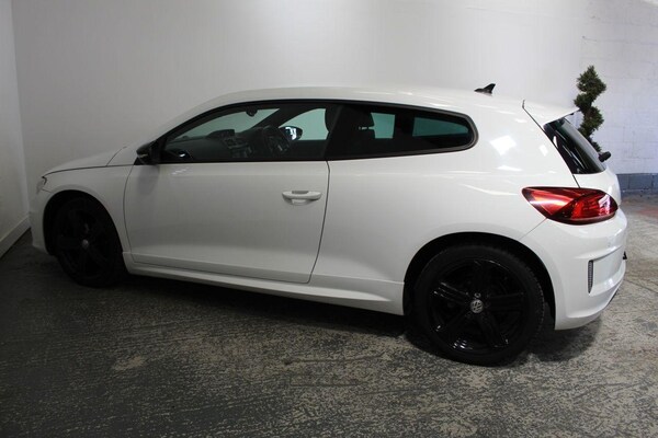 Used Volkswagen Scirocco 2017 for sale - 75608283: Photo 10