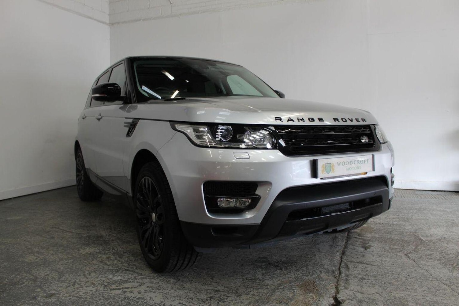 Used Land Rover Range Rover Sport 2014 for sale - 76769302: Photo 1