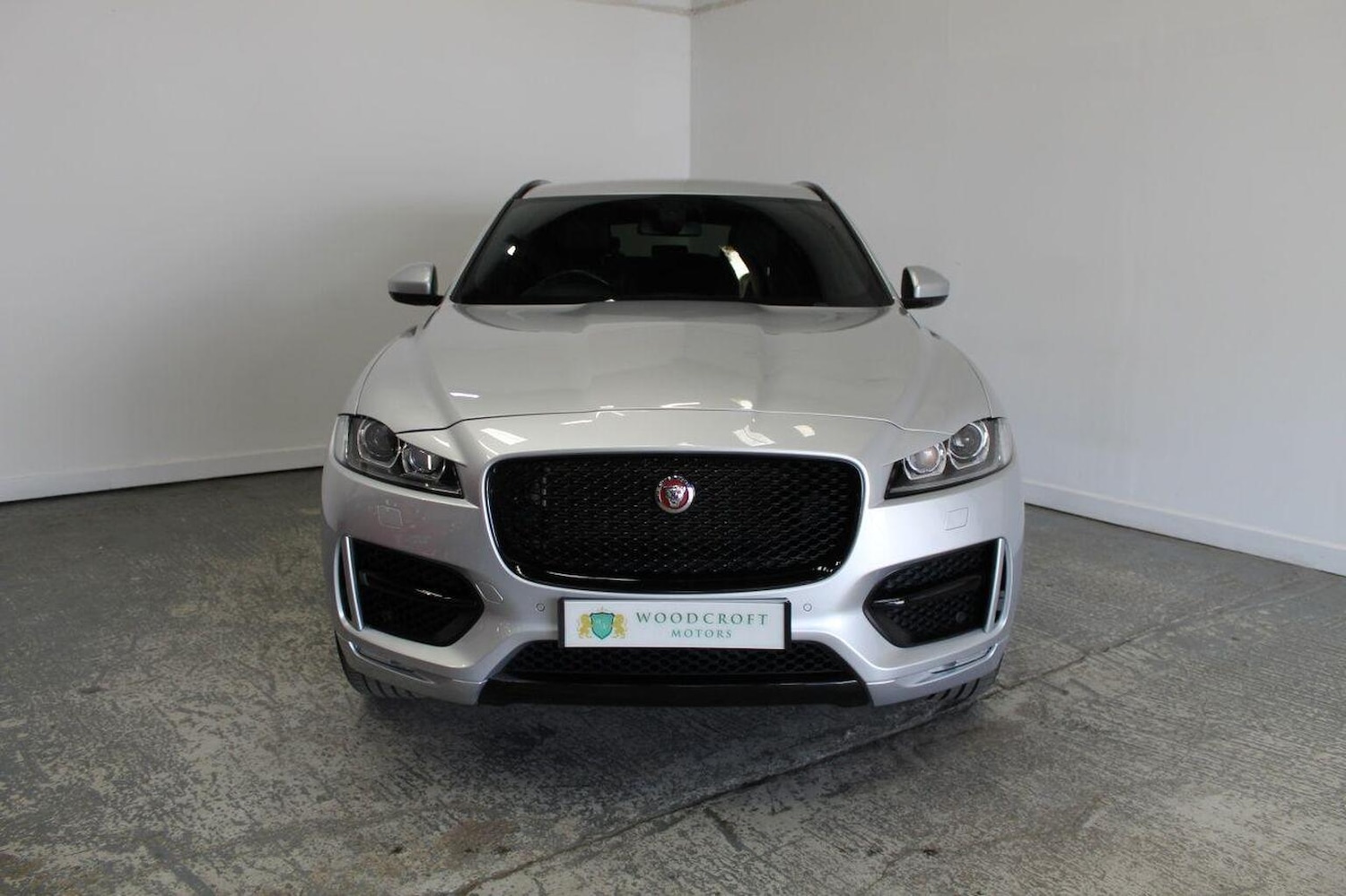 Used Jaguar F-Pace 2016 for sale - 77937926: Photo 13