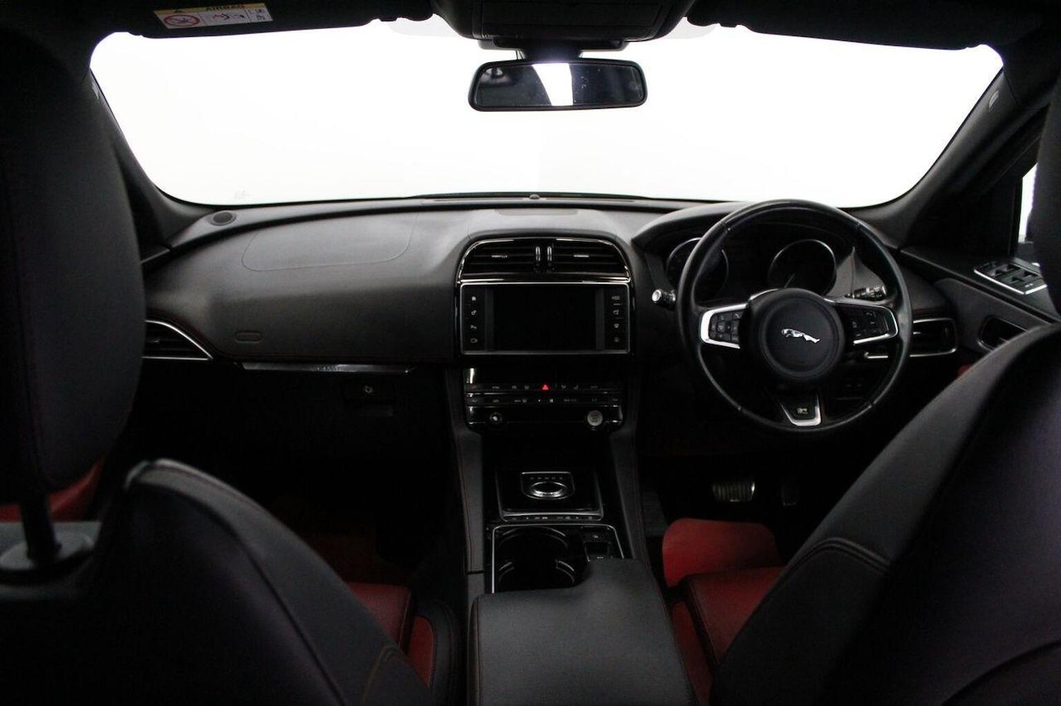 Used Jaguar F-Pace 2016 for sale - 77937926: Photo 30