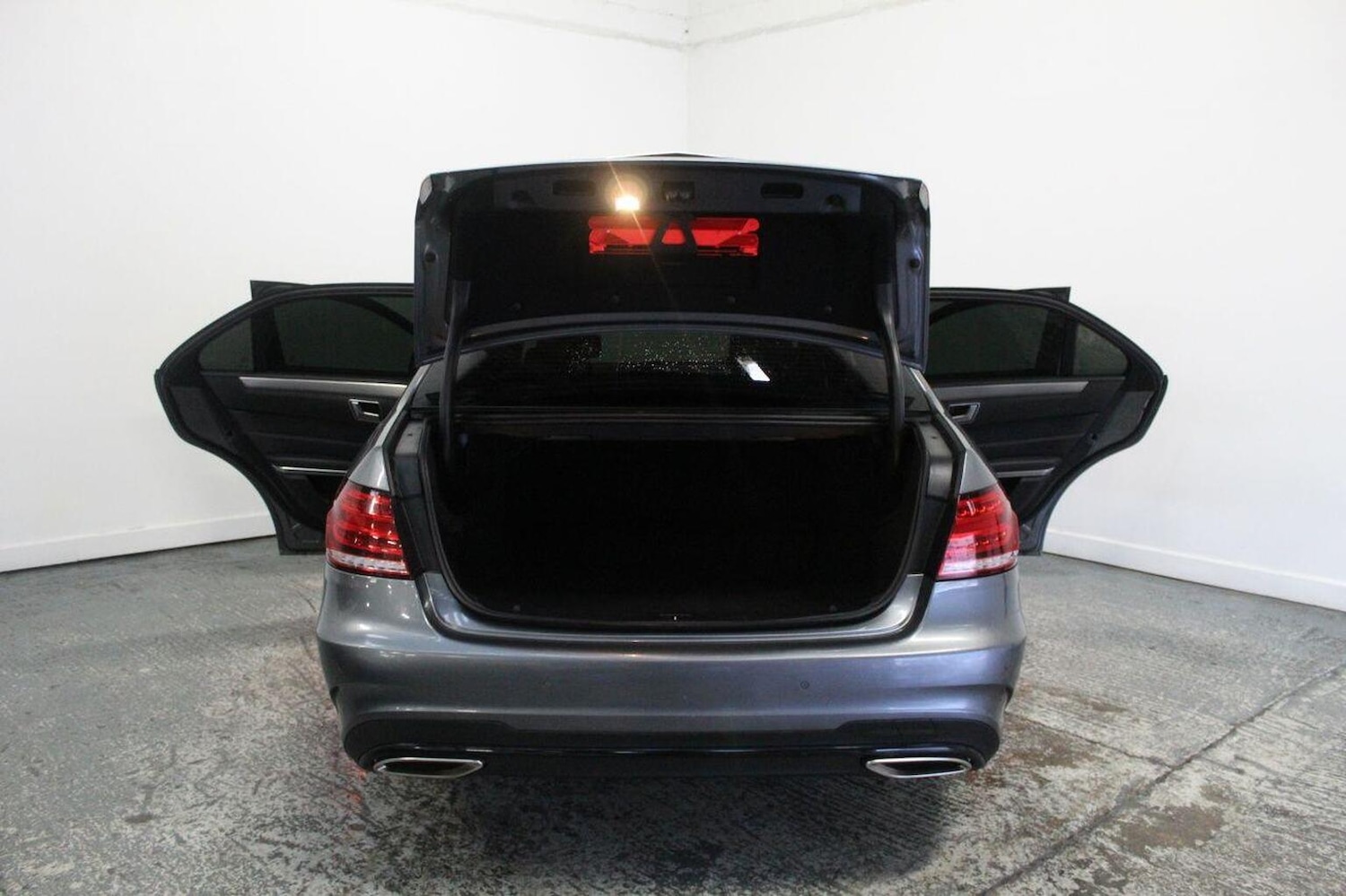 Used Mercedes-Benz E Class 2015 for sale - 77107738: Photo 23