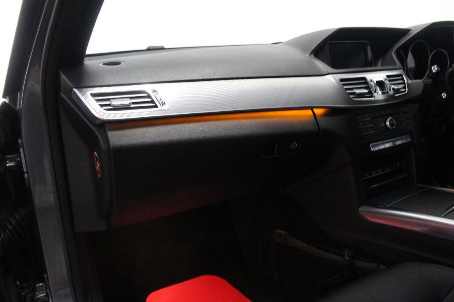 Used Mercedes-Benz E Class 2015 for sale - 77107738: Photo 31