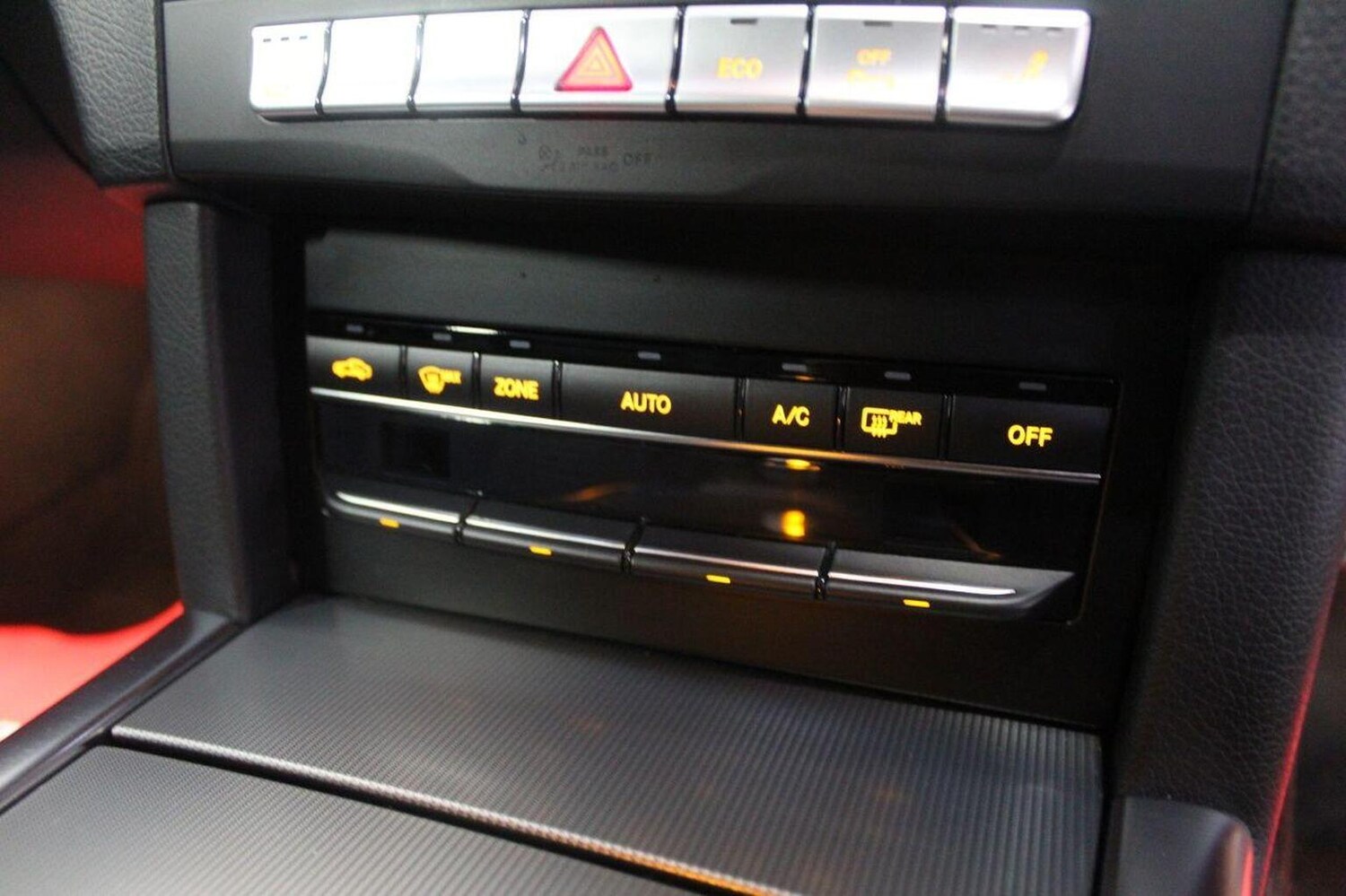 Used Mercedes-Benz E Class 2015 for sale - 77107738: Photo 42