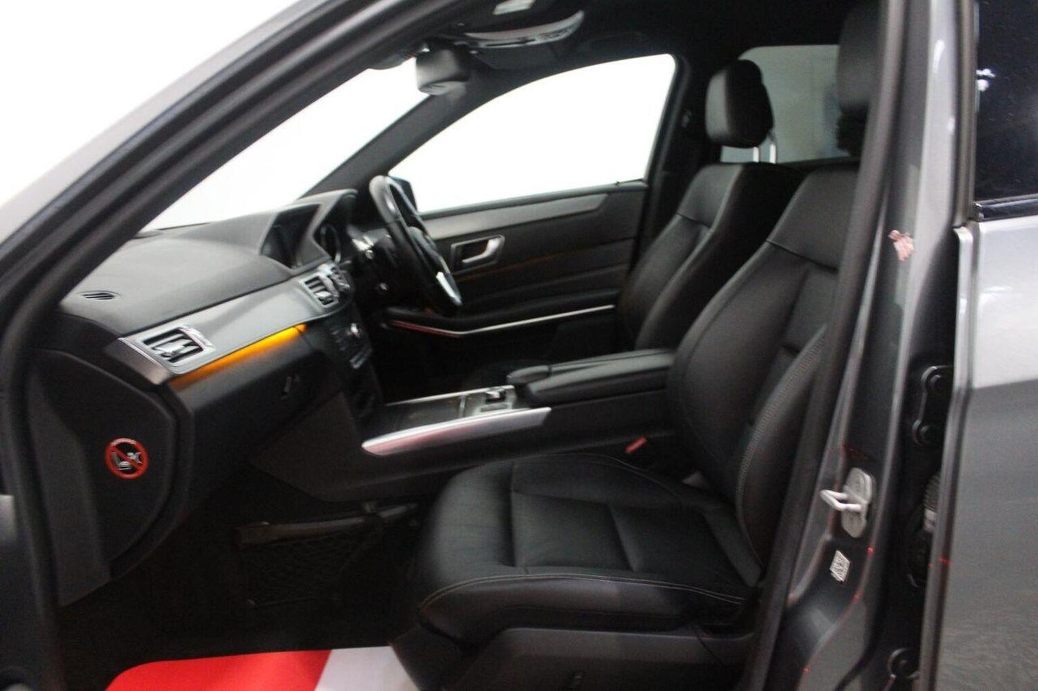 Used Mercedes-Benz E Class 2015 for sale - 77107738: Photo 51