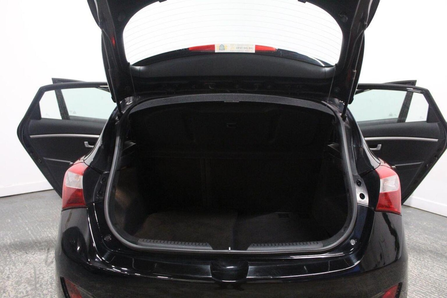 Used Hyundai i30 2015 for sale - 76559937: Photo 23