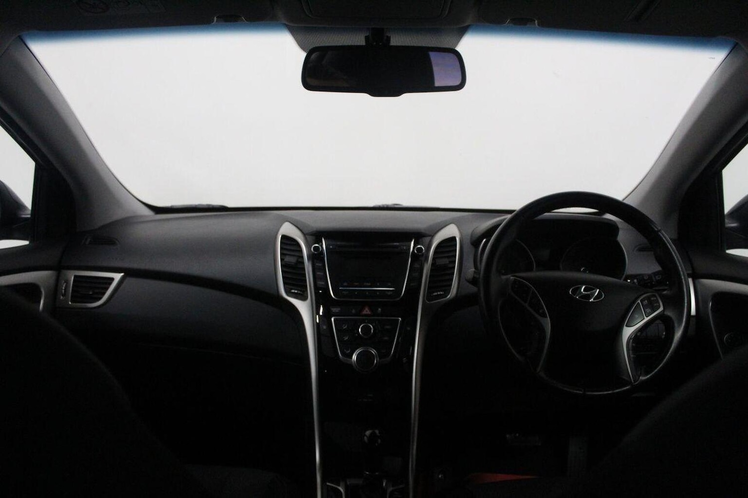 Used Hyundai i30 2015 for sale - 76559937: Photo 28