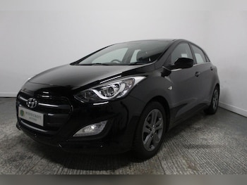 Used Hyundai i30 2015 for sale - 76559937: Photo