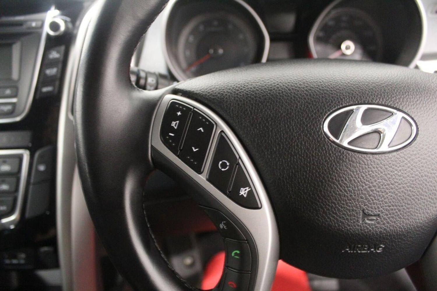 Used Hyundai i30 2015 for sale - 76559937: Photo 43