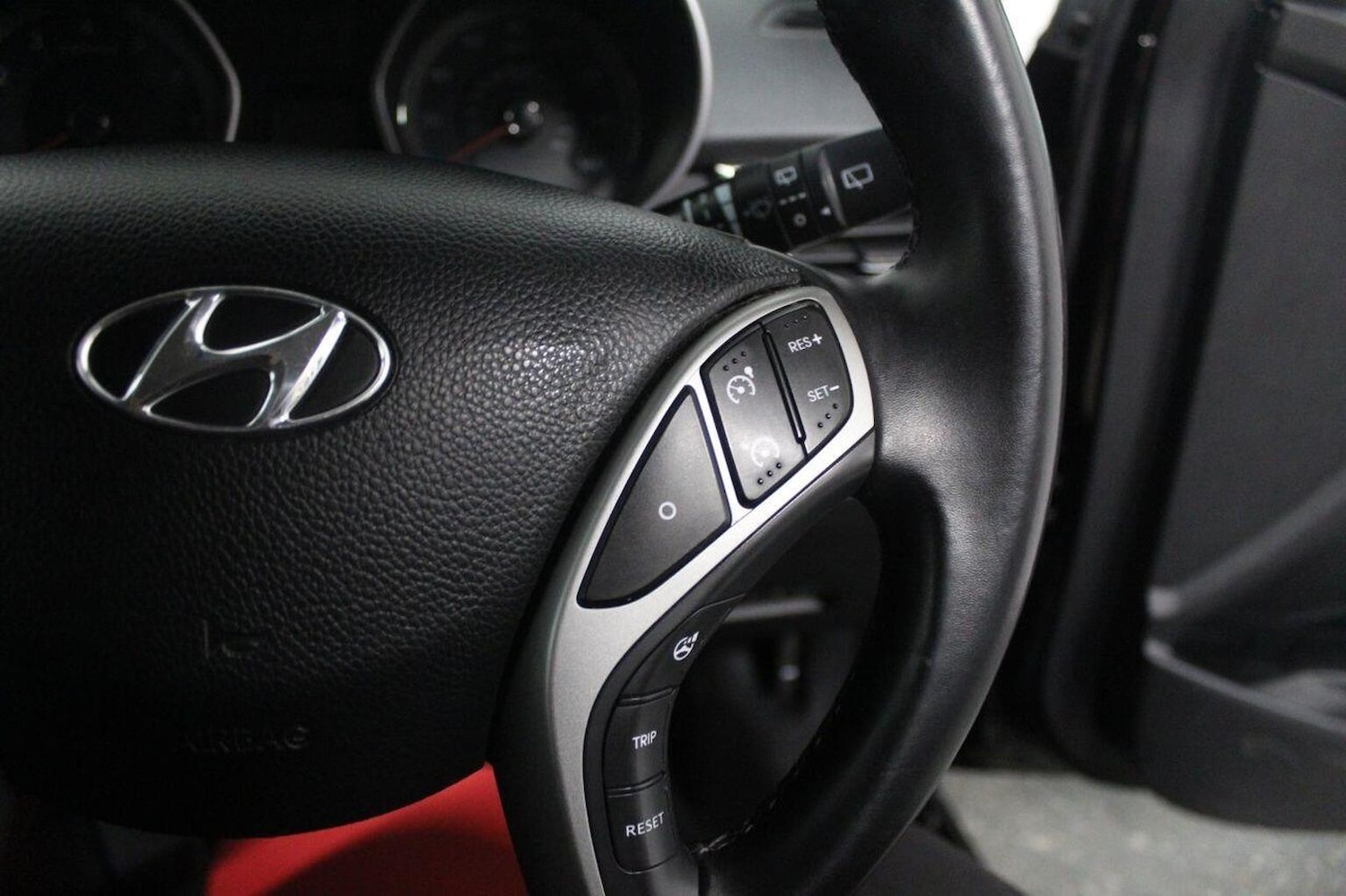 Used Hyundai i30 2015 for sale - 76559937: Photo 44