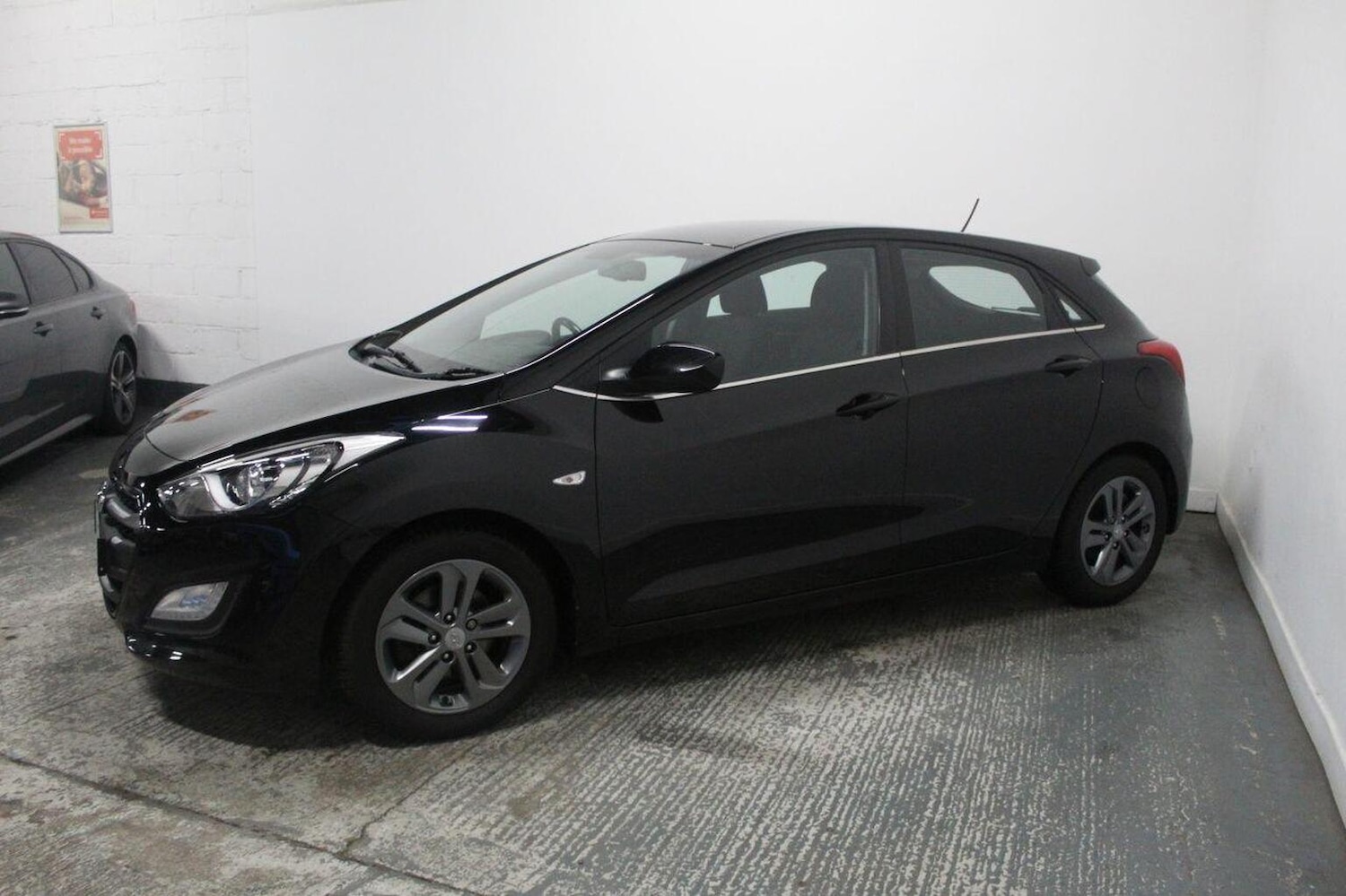 Used Hyundai i30 2015 for sale - 76559937: Photo 5