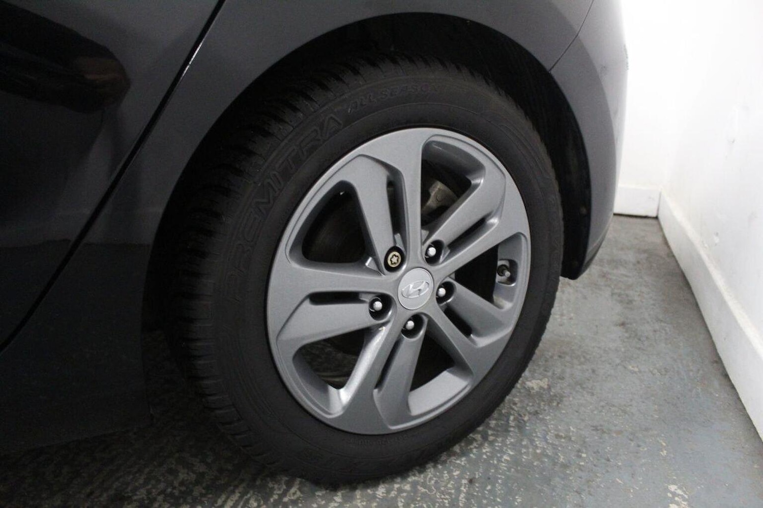 Used Hyundai i30 2015 for sale - 76559937: Photo 54