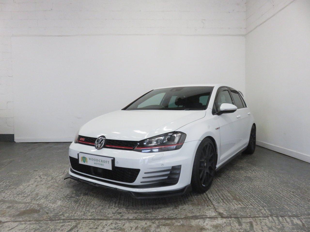 Used Volkswagen Golf 2018 for sale - 76237170: Photo 2