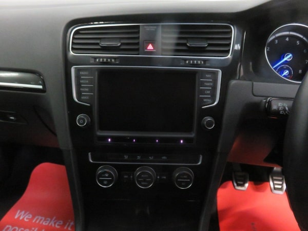 Used Volkswagen Golf 2018 for sale - 76237170: Photo 31