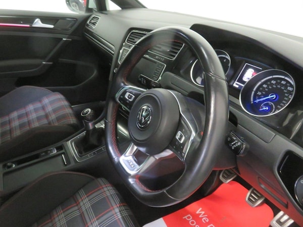 Used Volkswagen Golf 2018 for sale - 76237170: Photo 42