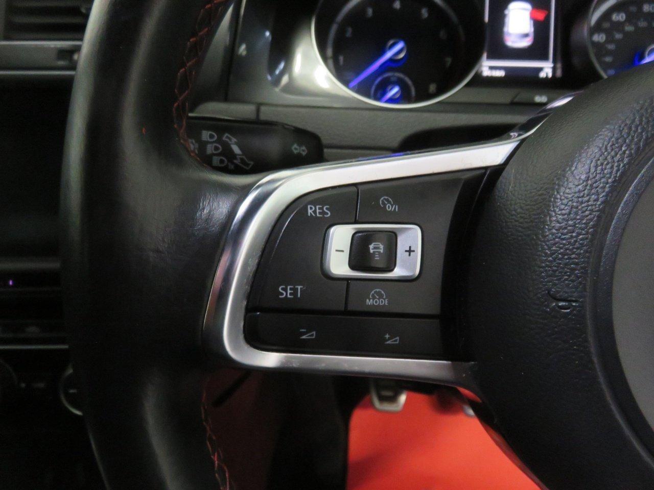 Used Volkswagen Golf 2018 for sale - 76237170: Photo 43