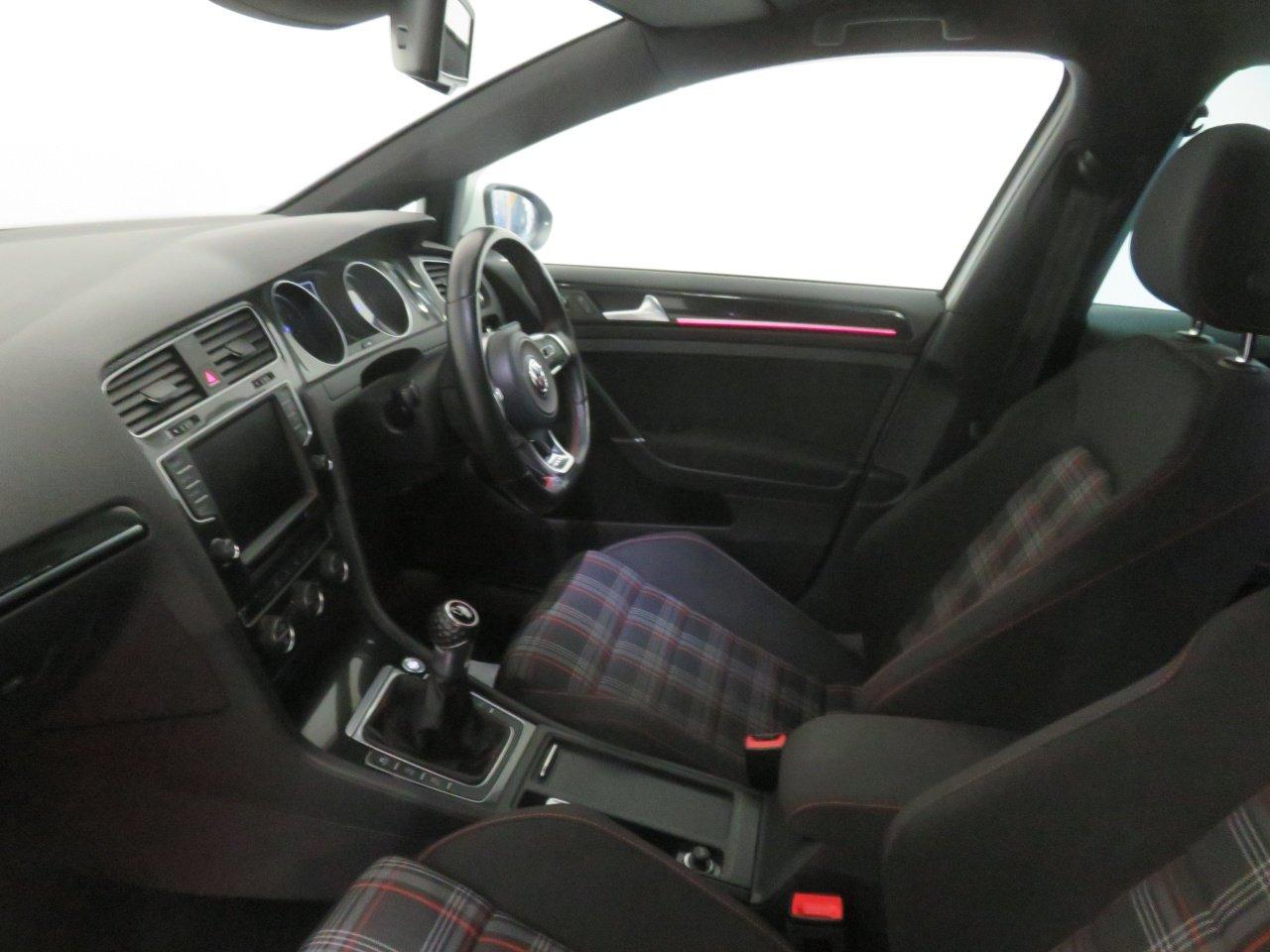 Used Volkswagen Golf 2018 for sale - 76237170: Photo 49