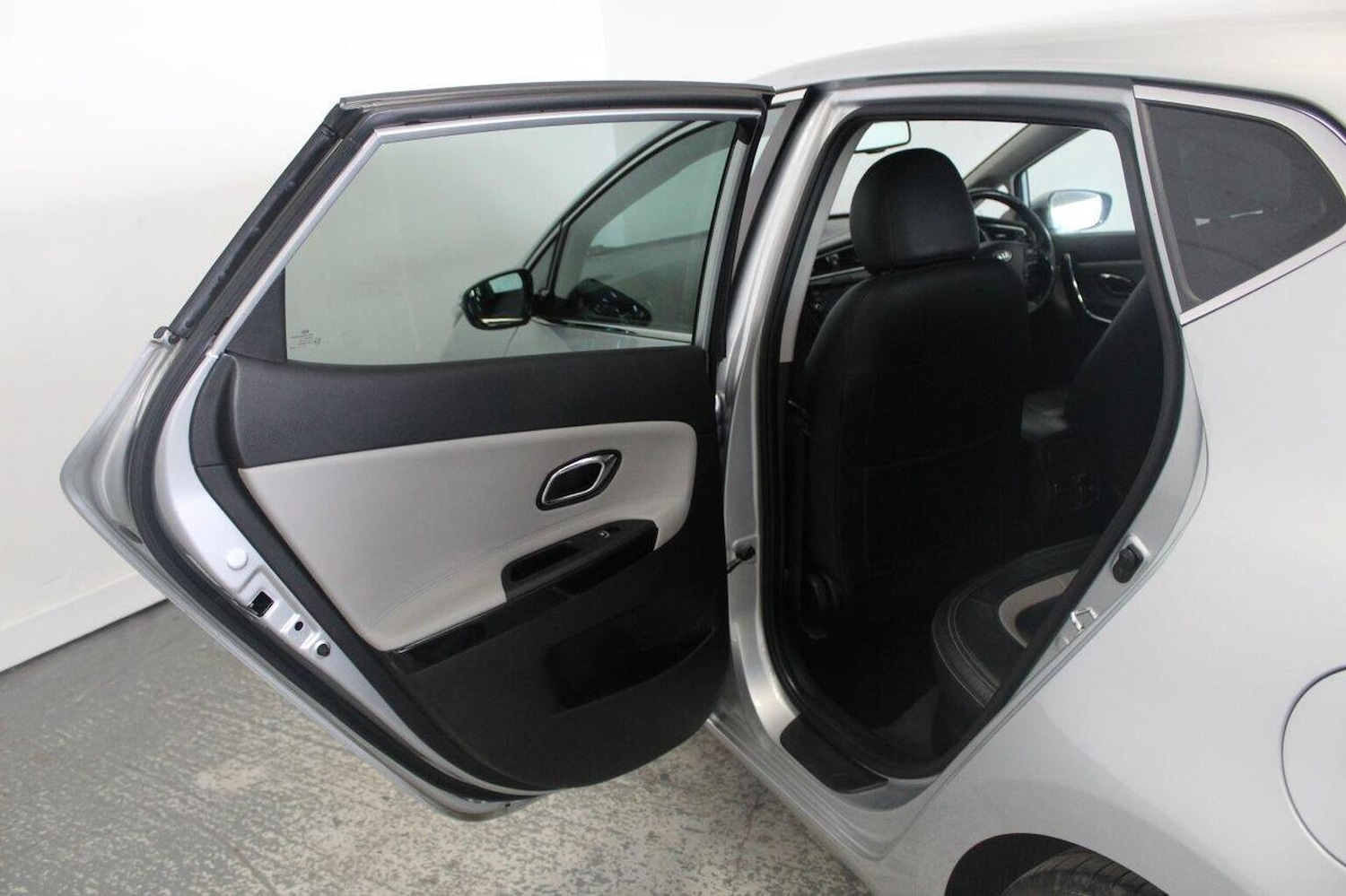 Used Kia Ceed 2017 for sale - 77937922: Photo 26