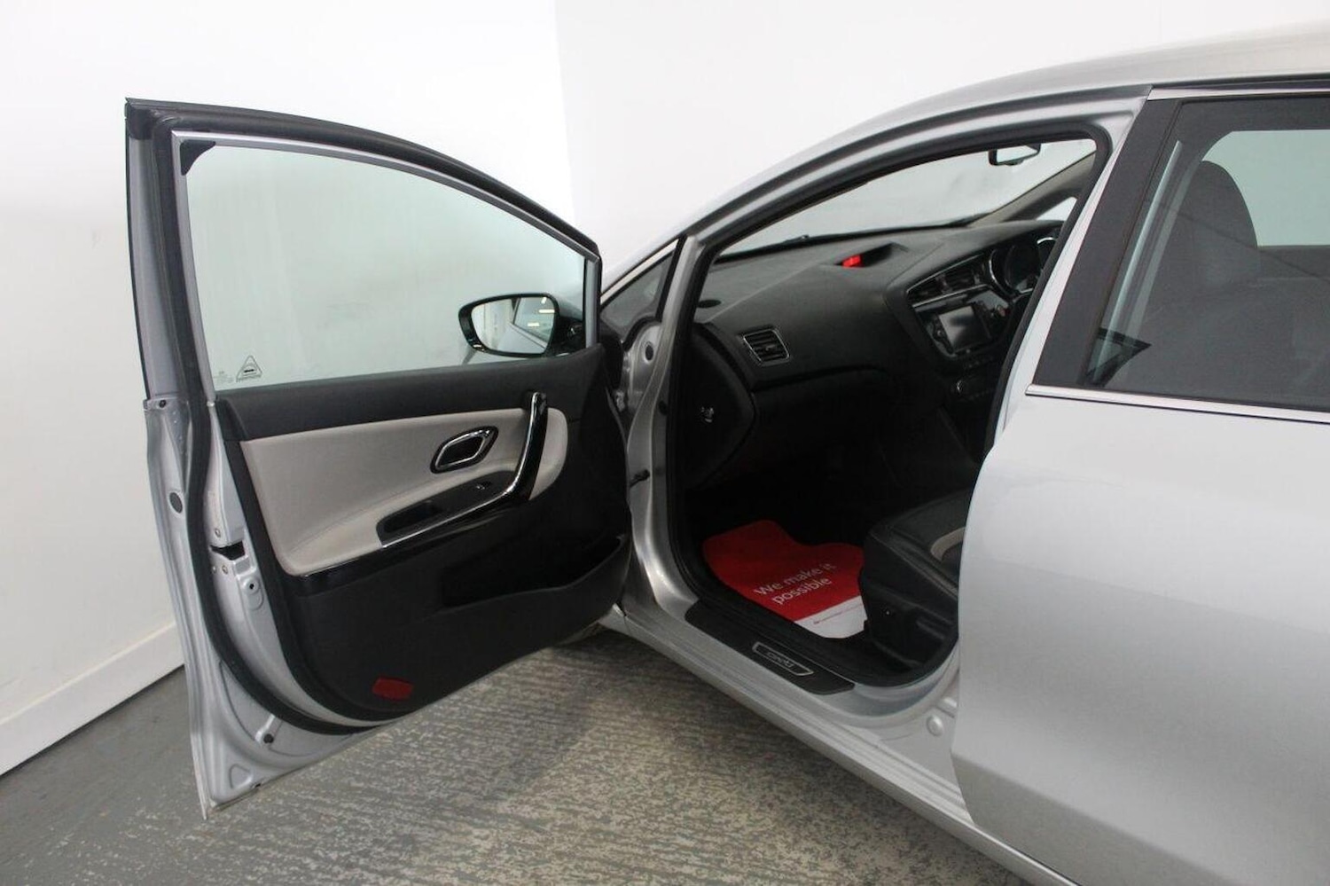 Used Kia Ceed 2017 for sale - 77937922: Photo 27