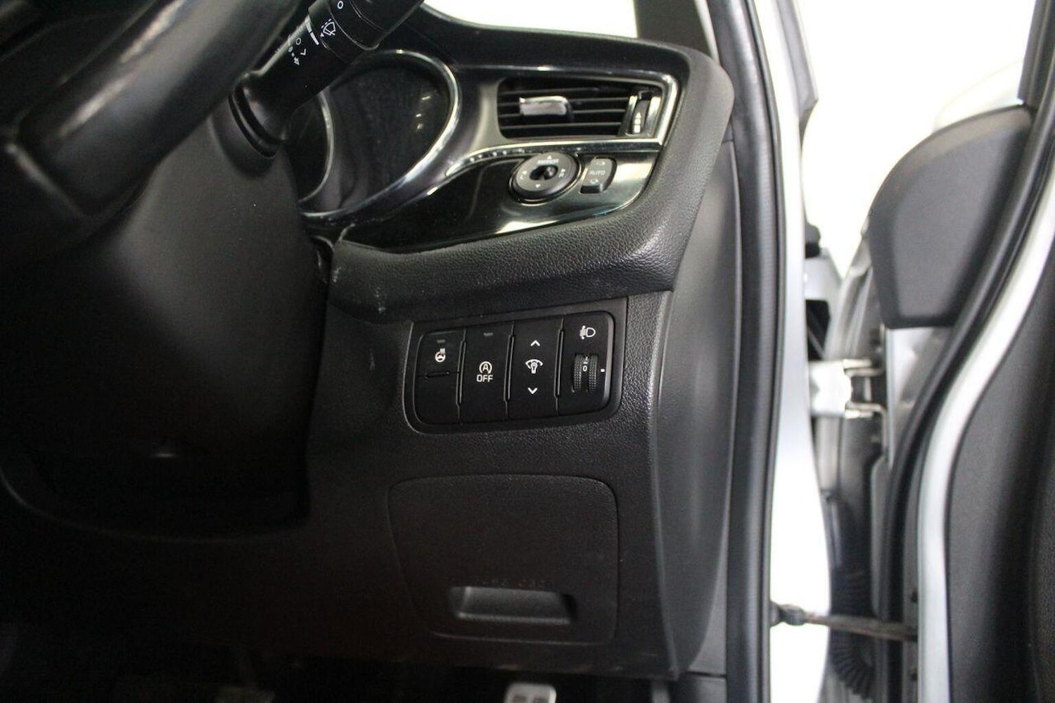 Used Kia Ceed 2017 for sale - 77937922: Photo 47