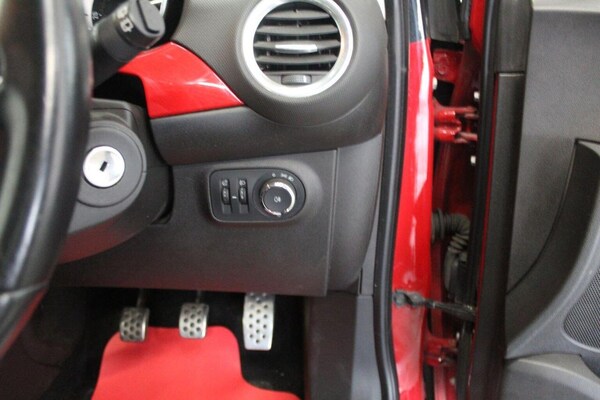 Used Vauxhall ADAM 2013 for sale - 75772773: Photo 44