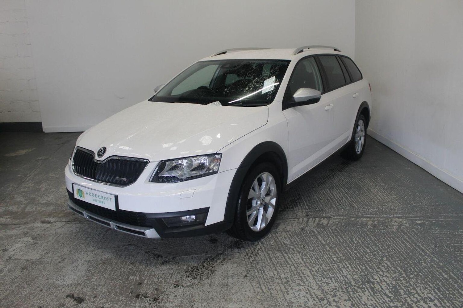 Used Skoda Octavia 2017 for sale - 77938027: Photo 2
