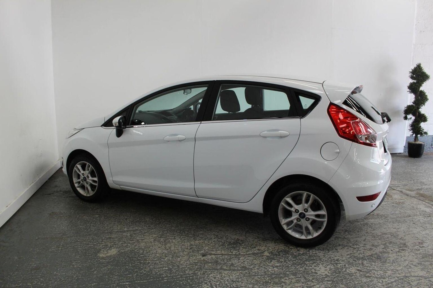 Used Ford Fiesta 2015 for sale - 76449406: Photo 10