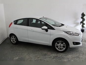 Used Ford Fiesta 2015 for sale - 76449406: Photo